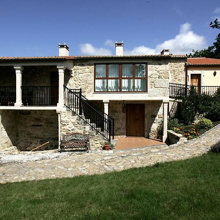 Albergue Casa Da Botica A Estrada Os Casares Exterior foto