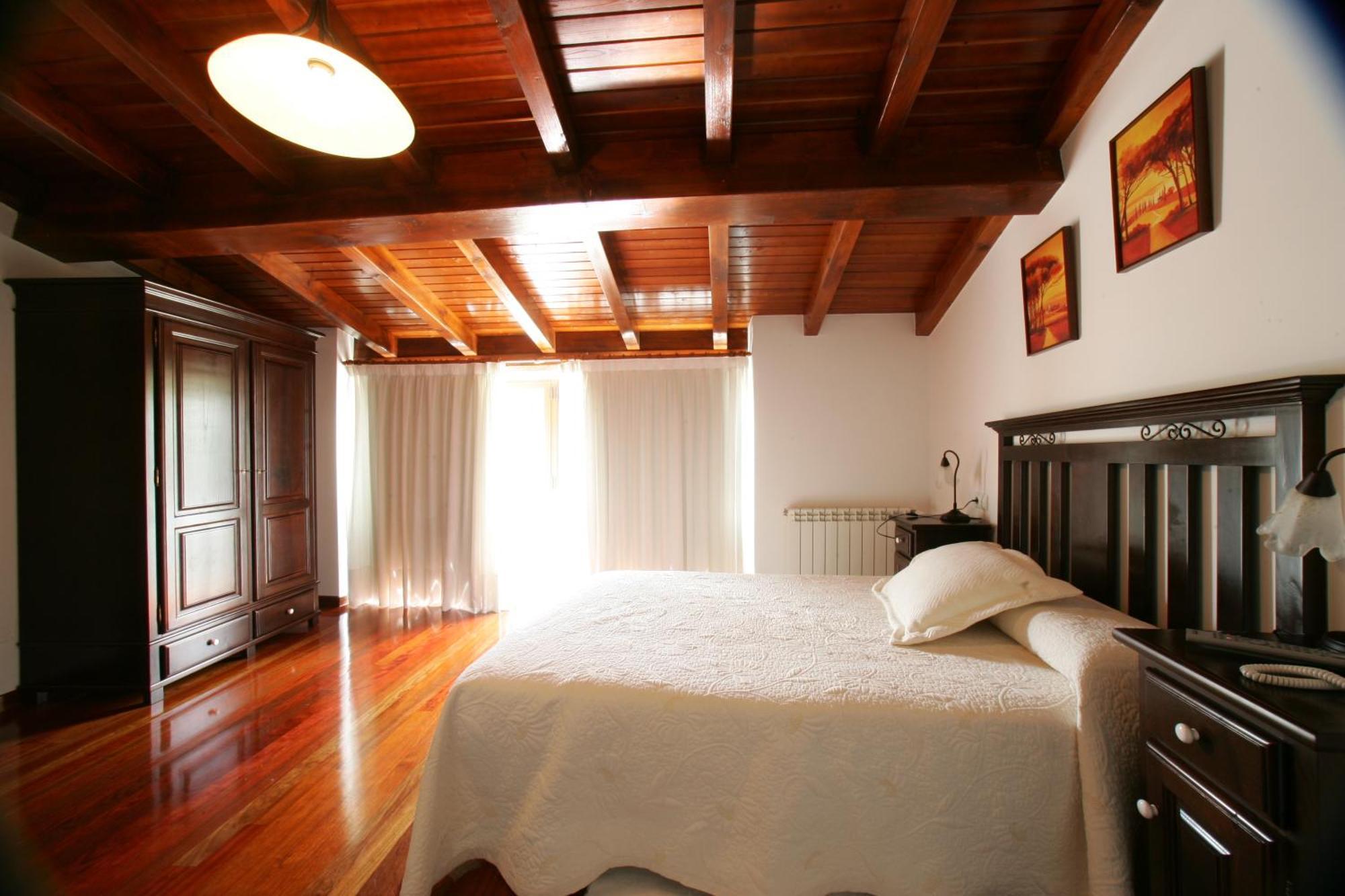 Albergue Casa Da Botica A Estrada Os Casares Habitación foto