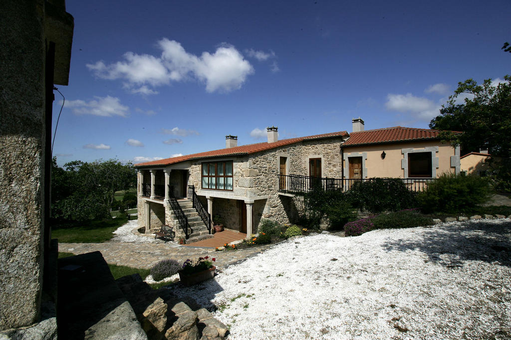 Albergue Casa Da Botica A Estrada Os Casares Exterior foto