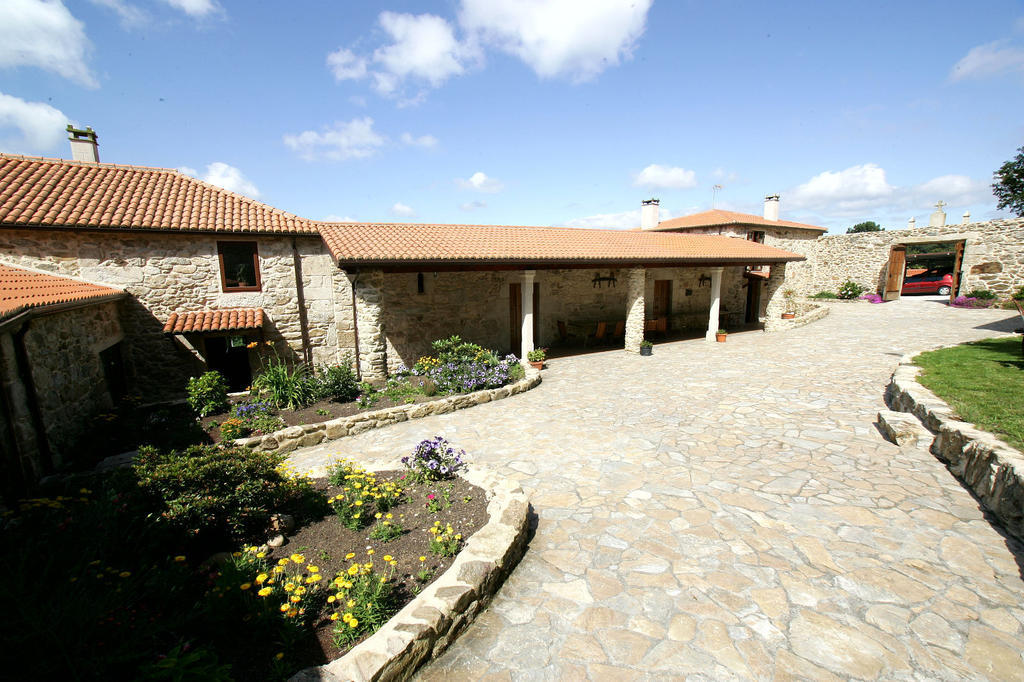 Albergue Casa Da Botica A Estrada Os Casares Exterior foto